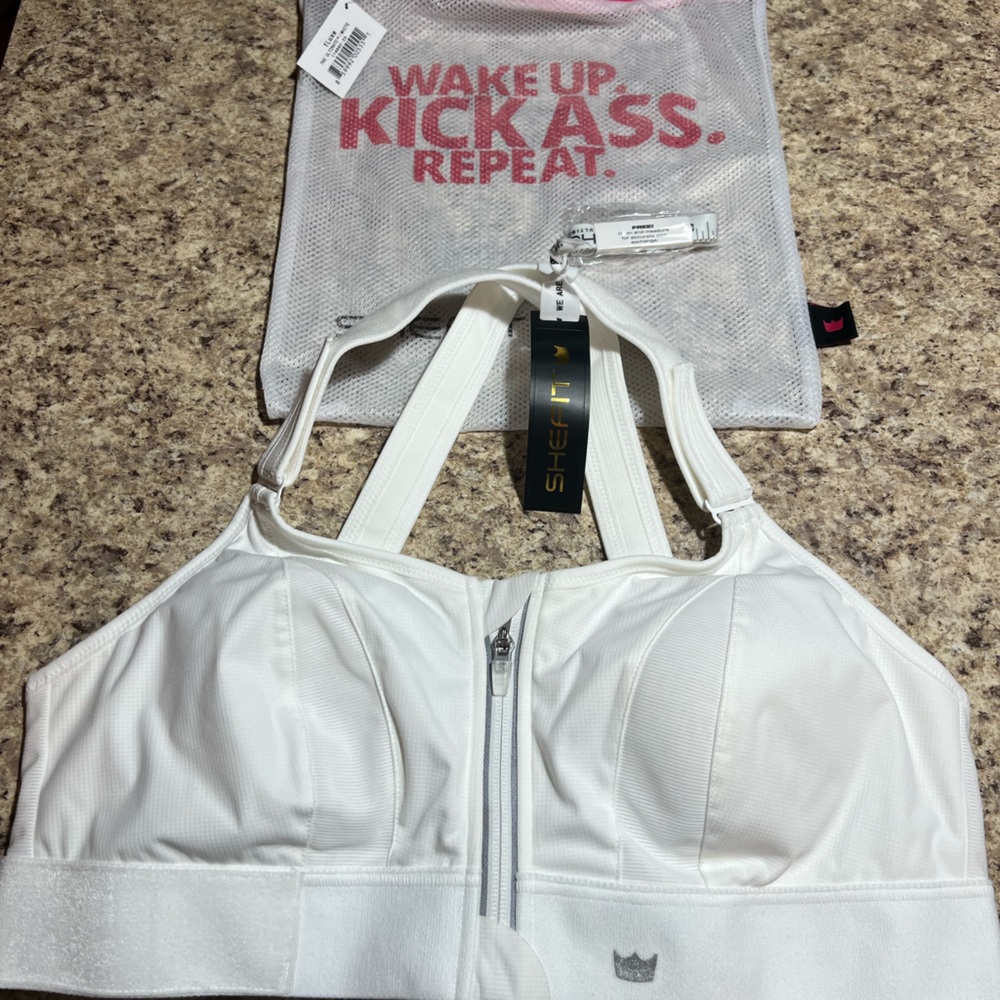 SheFit ultimate sports bra